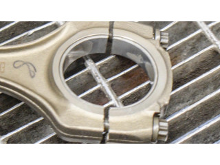 Píst 7838623, 7840918 BMW 5 E60 E61 pro benzínový motor 5.0 S85 B50 A