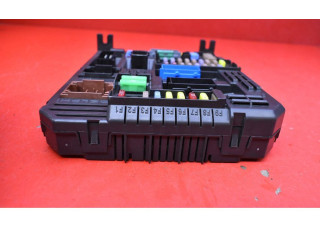 Блок предохранителей  9832881080, 9832881080   Peugeot 2008 I    