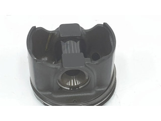 Píst A6540302900, PISTON654920   Mercedes-Benz C W204  pro naftový motor 2.0 654920 