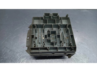 Блок предохранителей 51742420   Alfa Romeo 166    