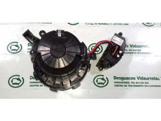 Вентилятор печки Audi A4 Allroad