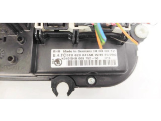 Блок управления климат-контролем 3T0820047AB, 5HB00975250 Skoda Yeti (5L)