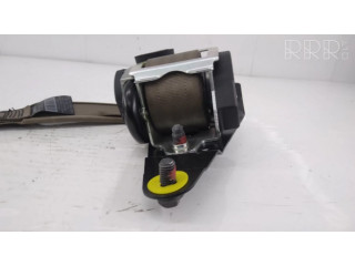 Задний ремень безопасности