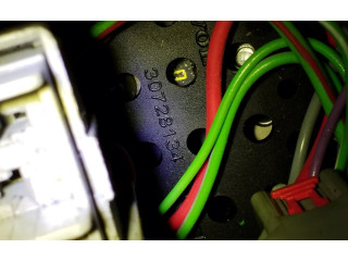 Блок предохранителей 30728134, 30728132 Volvo XC90