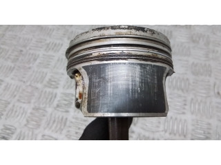 Поршень Kolben mit Pleuel 04ER Volkswagen Jetta USA