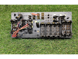 Блок предохранителей 443941822B Audi 80 90 S2 B4