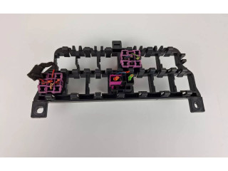 Блок предохранителей 8D0937503E Audi A6 S6 C5 4B
