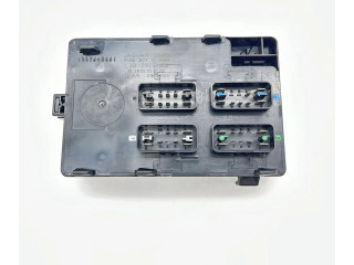 Блок предохранителей LJG2822BB Jaguar XK8 - XKR