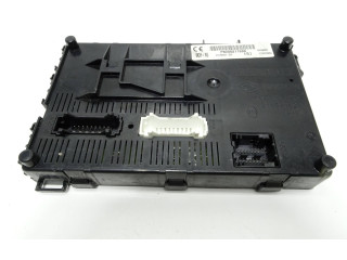 Блок предохранителей P8200311990, 10428002 Renault Clio II