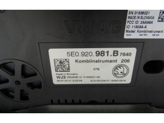 Панель приборов 5E0920981B Skoda Octavia Mk3 (5E)