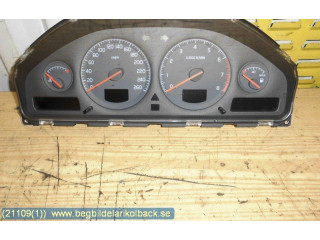 Панель приборов    Volvo S80       
