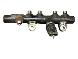 Vstřikovací lišta 175215346R, H8201157327 Renault Clio IV