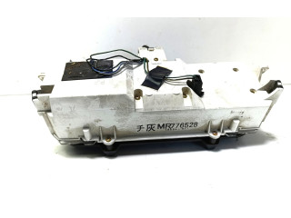 Přístrojová deska Mitsubishi Pajero 1996 MB775503, 79775011