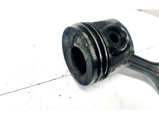 Поршень с шатуном Skoda Octavia Mk1 (1U)