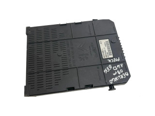   Pojistková skříňka 966405878001   Citroen Berlingo 2008