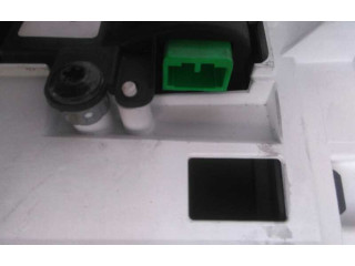 Панель приборов 30710071 Volvo C70