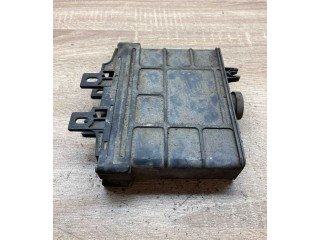 Блок управления коробкой передач 01M927733CG, 5WK33307   Audi A3 S3 8L