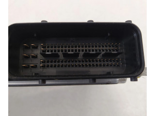 Блок управления двигателя 03G906012KH, 0281013226 Volkswagen Golf SportWagen