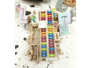 Pojistková skříňka 8775704AD Nissan Qashqai 2017