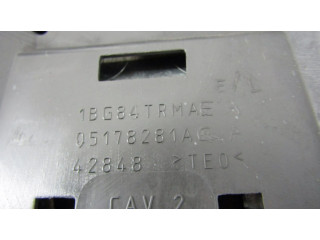 Передняя решётка Dodge Journey 1BG84TRMAE