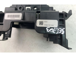 Подрулевой переключатель 31313811   Volvo V70