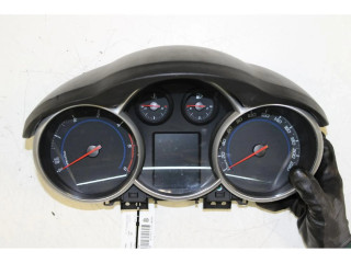 Přístrojová deska Chevrolet Cruze 2011