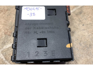 Блок предохранителей A2305450101 Mercedes-Benz SL R230