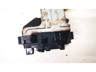 Блок предохранителей Daihatsu Terios