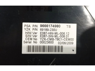 Přístrojová deska Peugeot 3008 I 2010 9666174980