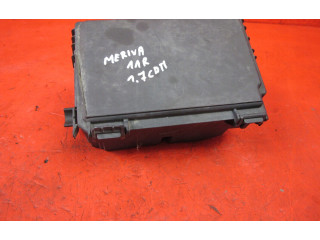 Блок предохранителей  13246936   Opel Meriva B    