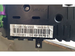 Панель приборов    Volkswagen Polo       