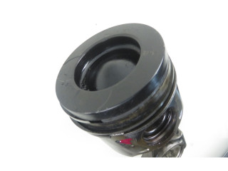 Поршень с шатуном 4HN Mitsubishi Outlander