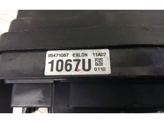 Блок предохранителей 95471067 Vauxhall Antara