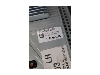 Панель приборов 100478800F, T16J0184841   Tesla Model S       