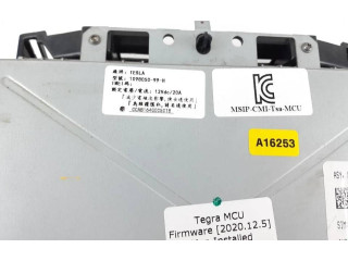 Дисплей    1098050-99-H, 109805099H   Tesla Model S