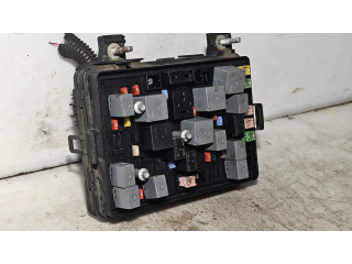 Pojistková skříňka 15877657 Chevrolet HHR 2007