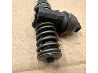 Vstřikovač 038130073AK Seat Alhambra (Mk1) pro naftový motor 1.9