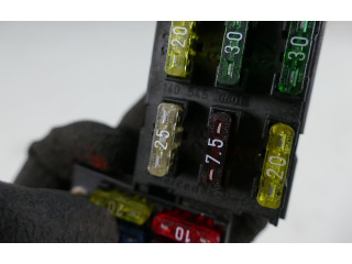 Pojistková skříňka 1405450601 Mercede-Benz S W140 1997