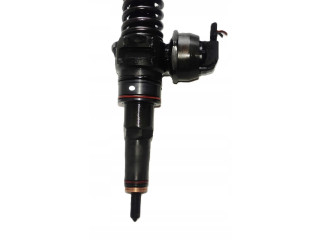 Форсунка 038130073AQA    Audi A3 S3 8L   