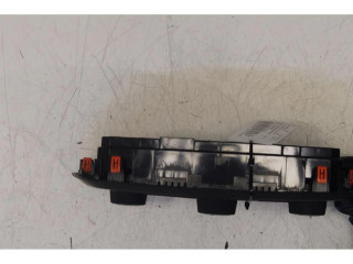 Блок управления климат-контролем    Jeep Renegade