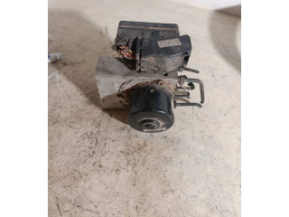 Блок АБС 8671224, 02W231   Volvo  V70  2000 - 2004 года