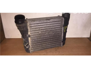 Интеркулер 8E0145805S, 174978713 Audi A4 Allroad