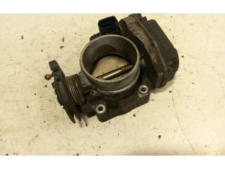 Дроссельная заслонка 058133063c   Audi A4 S4 B5 8D