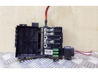 Блок предохранителей 1J0937550AD   Skoda Octavia Mk1 (1U)    