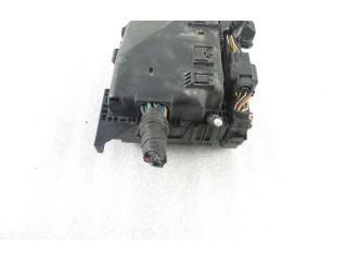 Блок предохранителей 1106000030, 1106000030 Mitsubishi Outlander