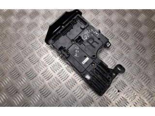 Блок комфорта 149784800E, 156745400B Tesla Model 3