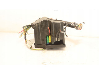 Блок предохранителей Peugeot 607