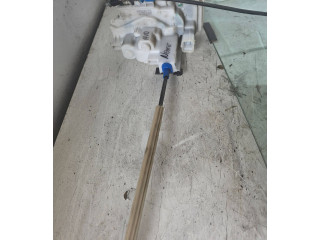 Замок багажника     Citroen Nemo  -  года