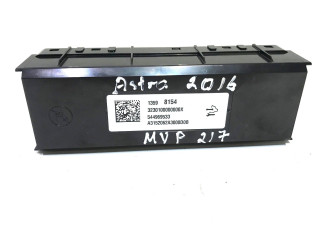 Блок управления климат-контролем 13598154 Opel Astra K