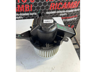 Вентилятор печки 5U3830000, 5R2230100 Fiat 500L